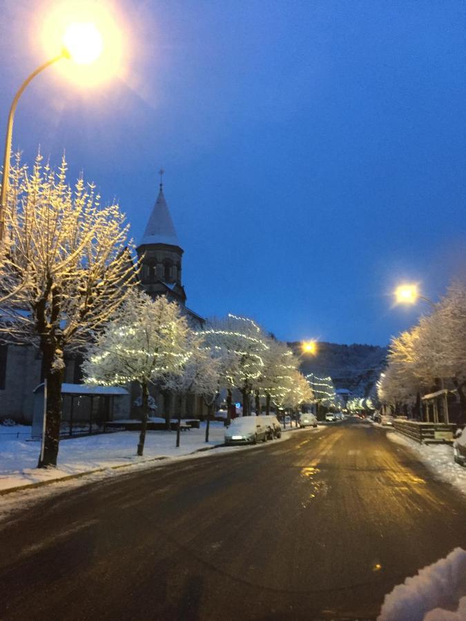 Le Cosy De Claire Villa La Bourboule Dış mekan fotoğraf